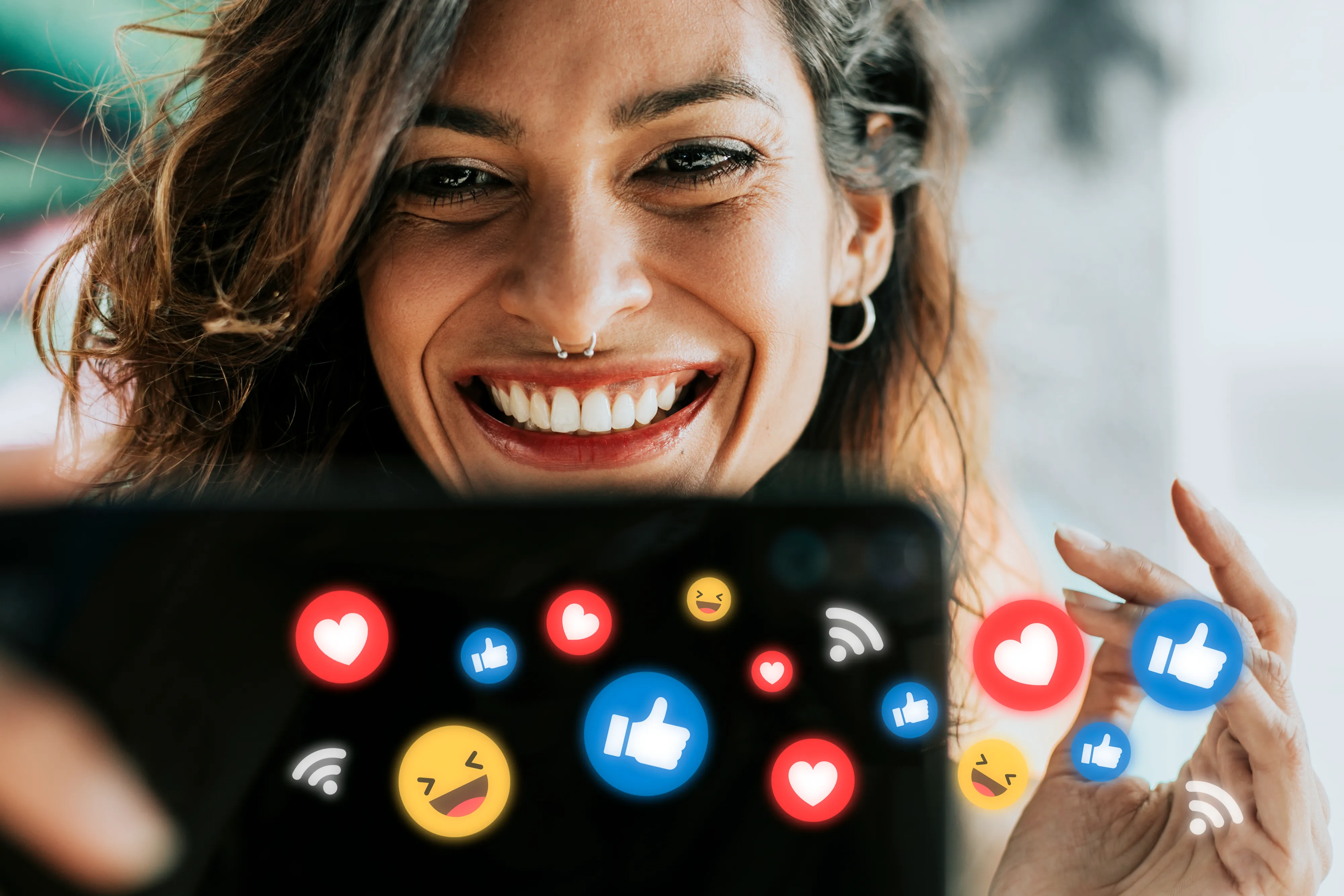 Servicio SOCIAL MEDIA